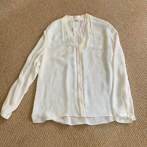 Elie Tahiti. Off white. Size large.